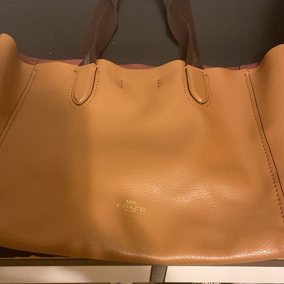 Coach Derby Tote Pebbled Leather read details very clean outside condition - Picture 7 of 8